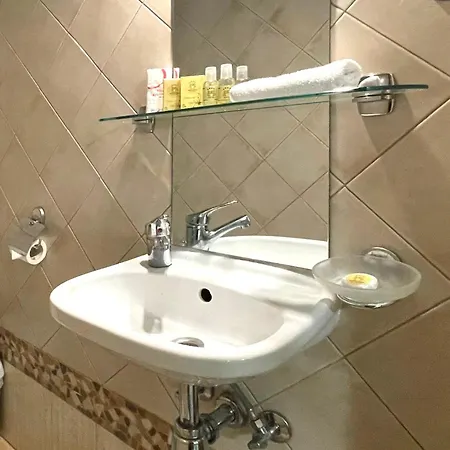 Hotel Econom In Eney Lviv