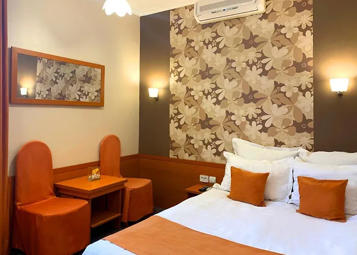 Hotel Economy In Eney *